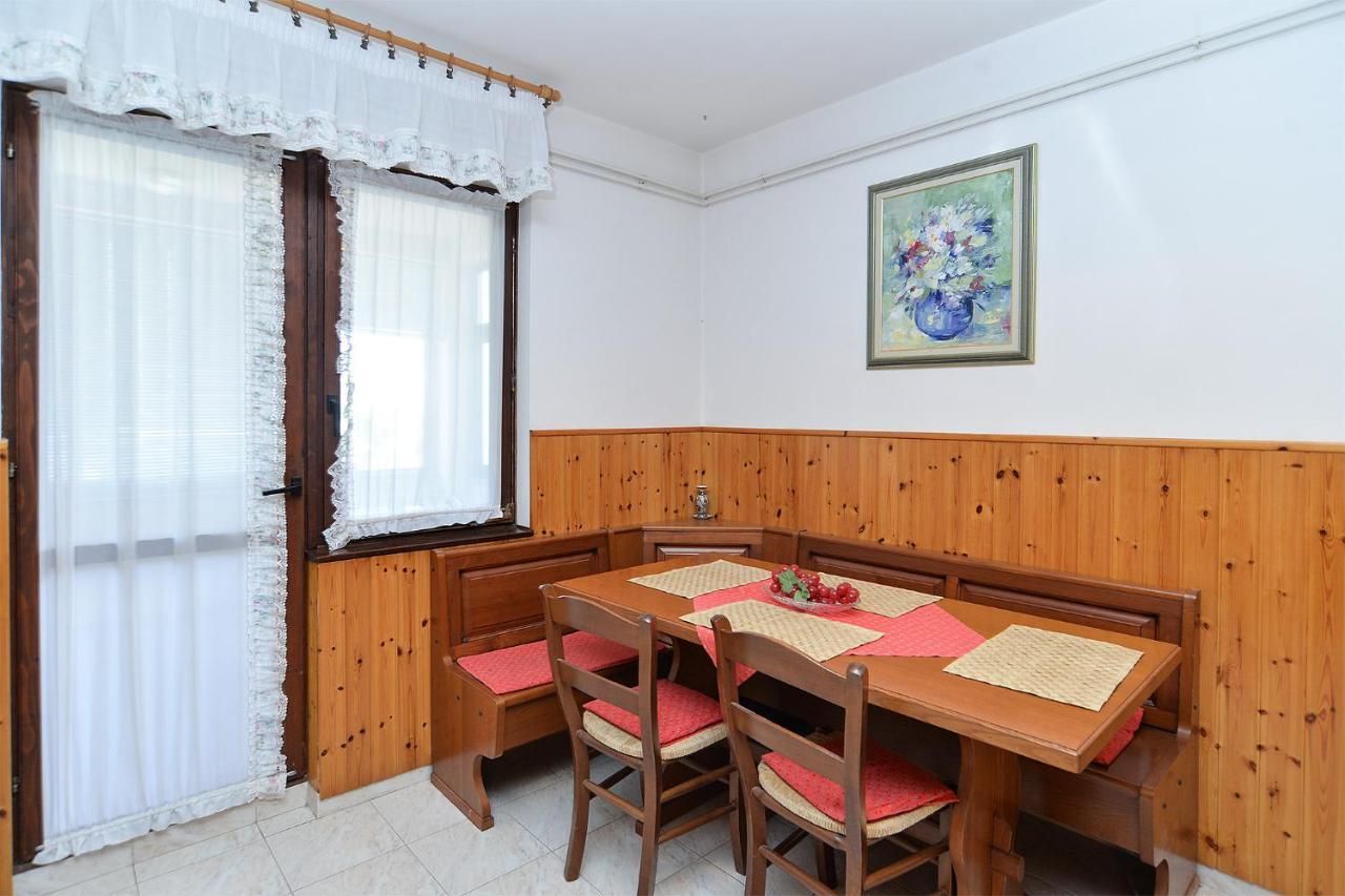 Apartments Irena 531 Пула Екстериор снимка