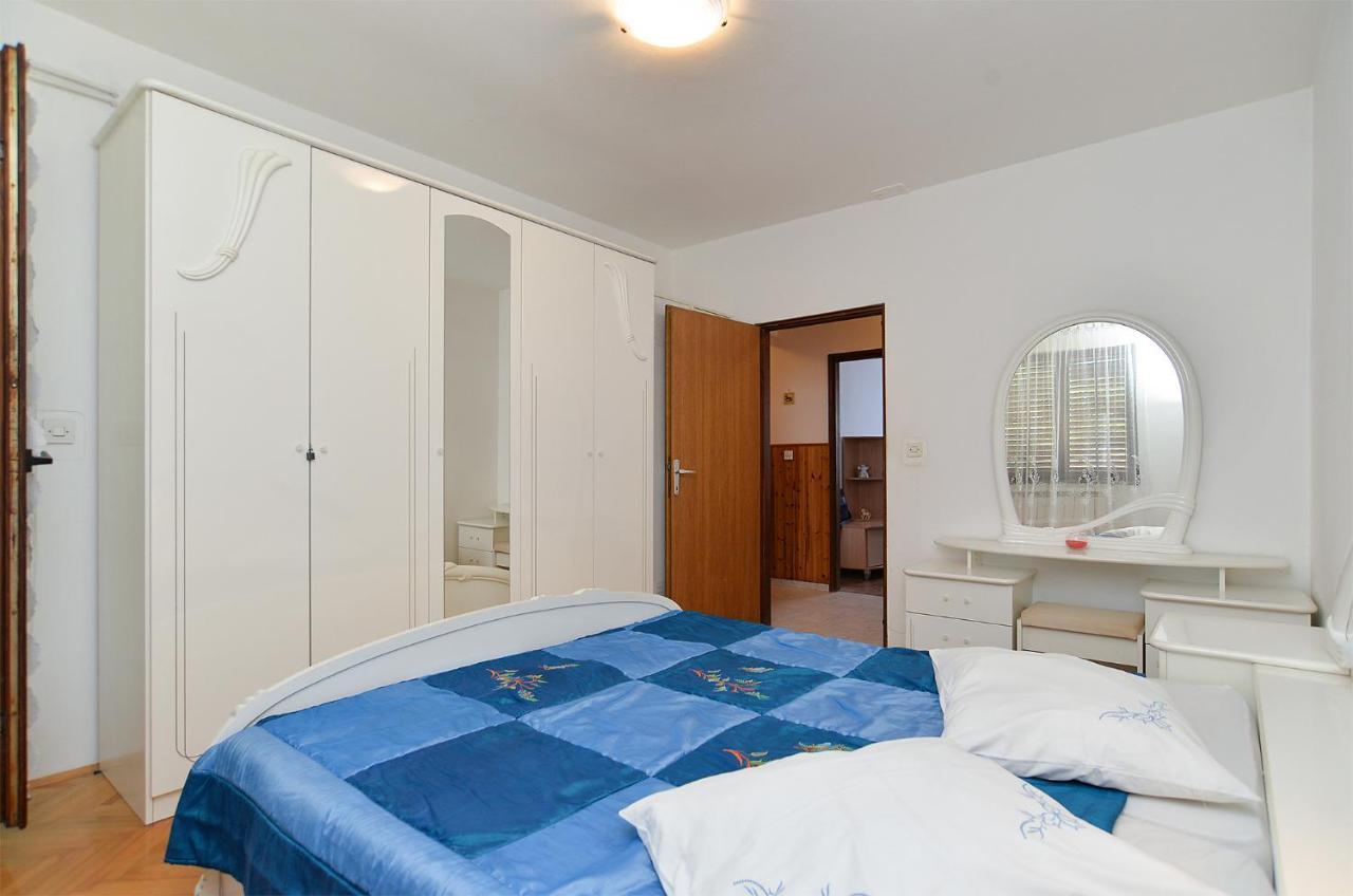 Apartments Irena 531 Пула Екстериор снимка