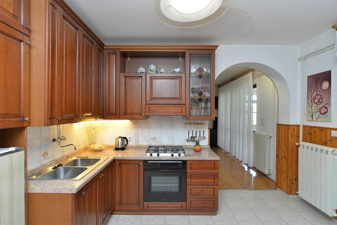 Apartments Irena 531 Пула Екстериор снимка