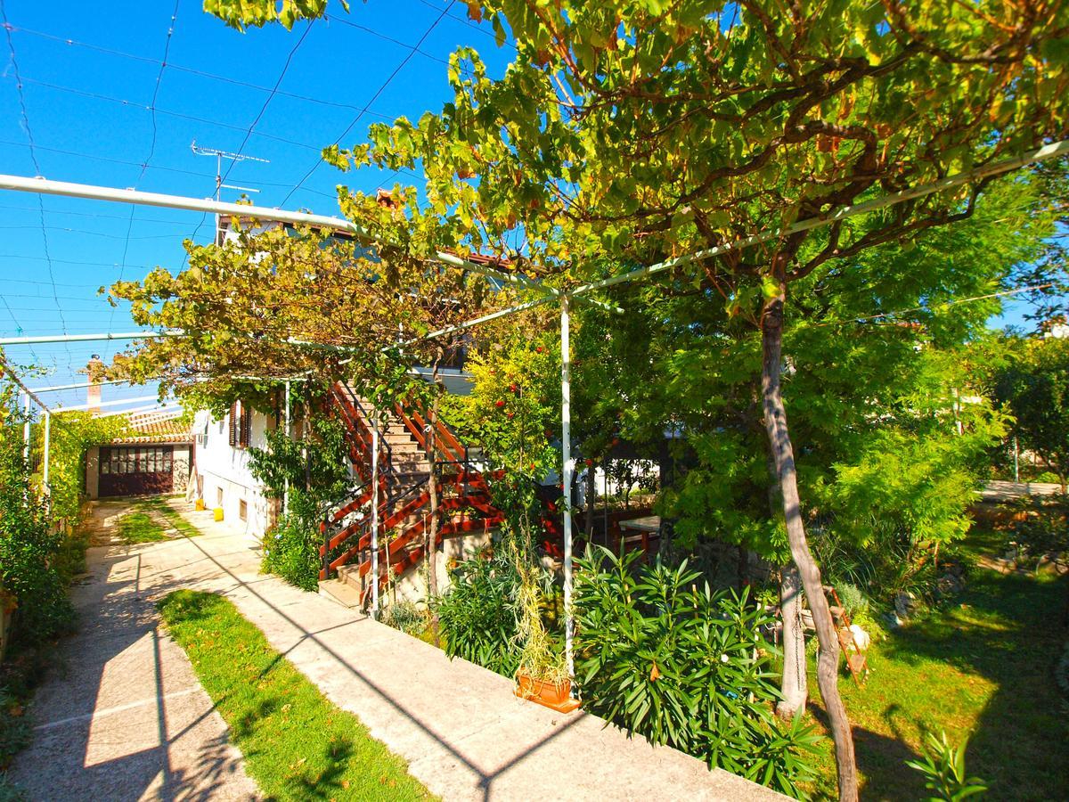 Apartments Irena 531 Пула Екстериор снимка