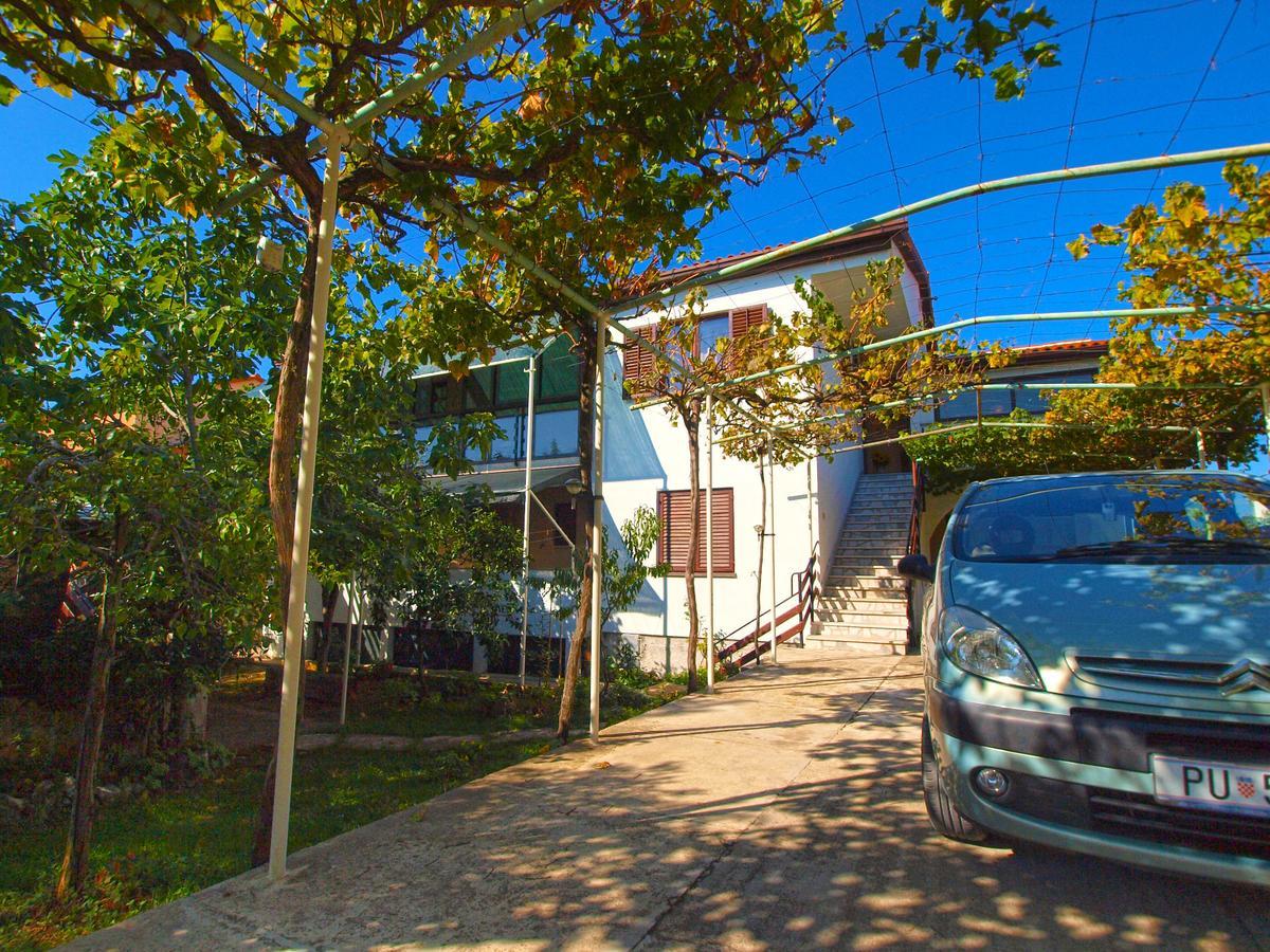 Apartments Irena 531 Пула Екстериор снимка