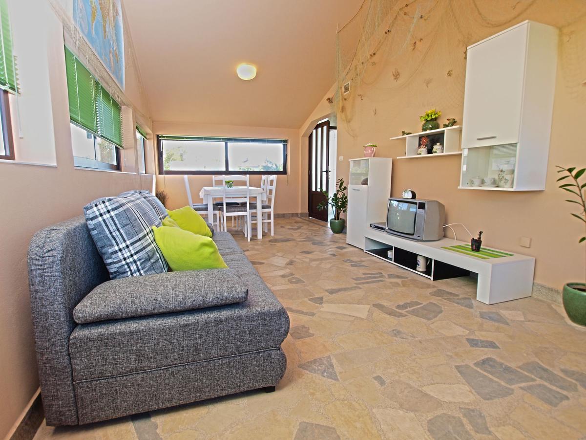 Apartments Irena 531 Пула Екстериор снимка