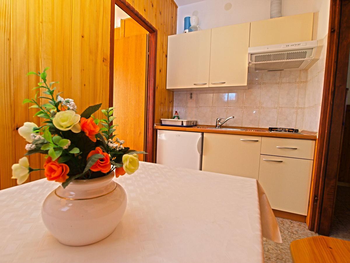Apartments Irena 531 Пула Екстериор снимка